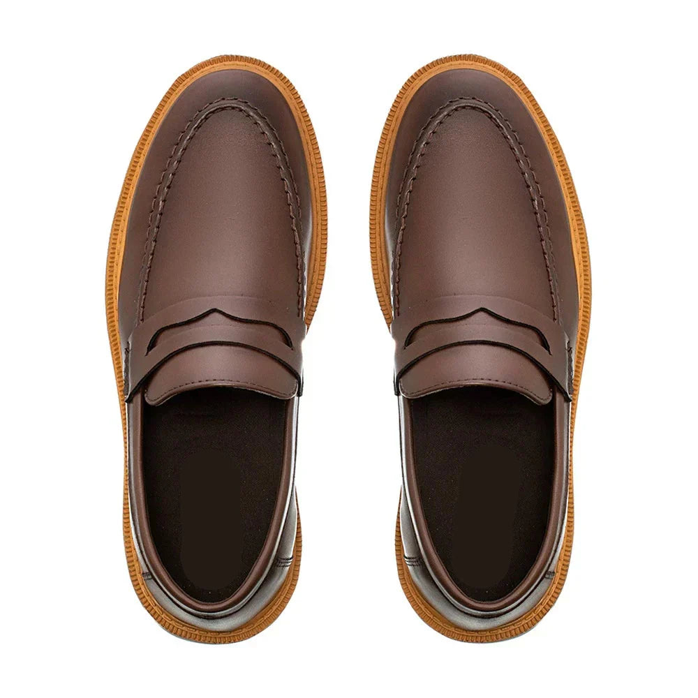 Sapato Mocassim Tratorado Masculino – Estilo, Leveza e Conforto